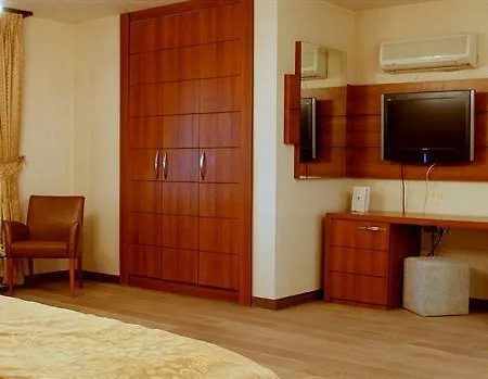 Caliente Garden Wellness & 4* Cumhuriyet