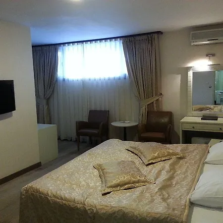 Hotel Caliente Garden Wellness & 4*